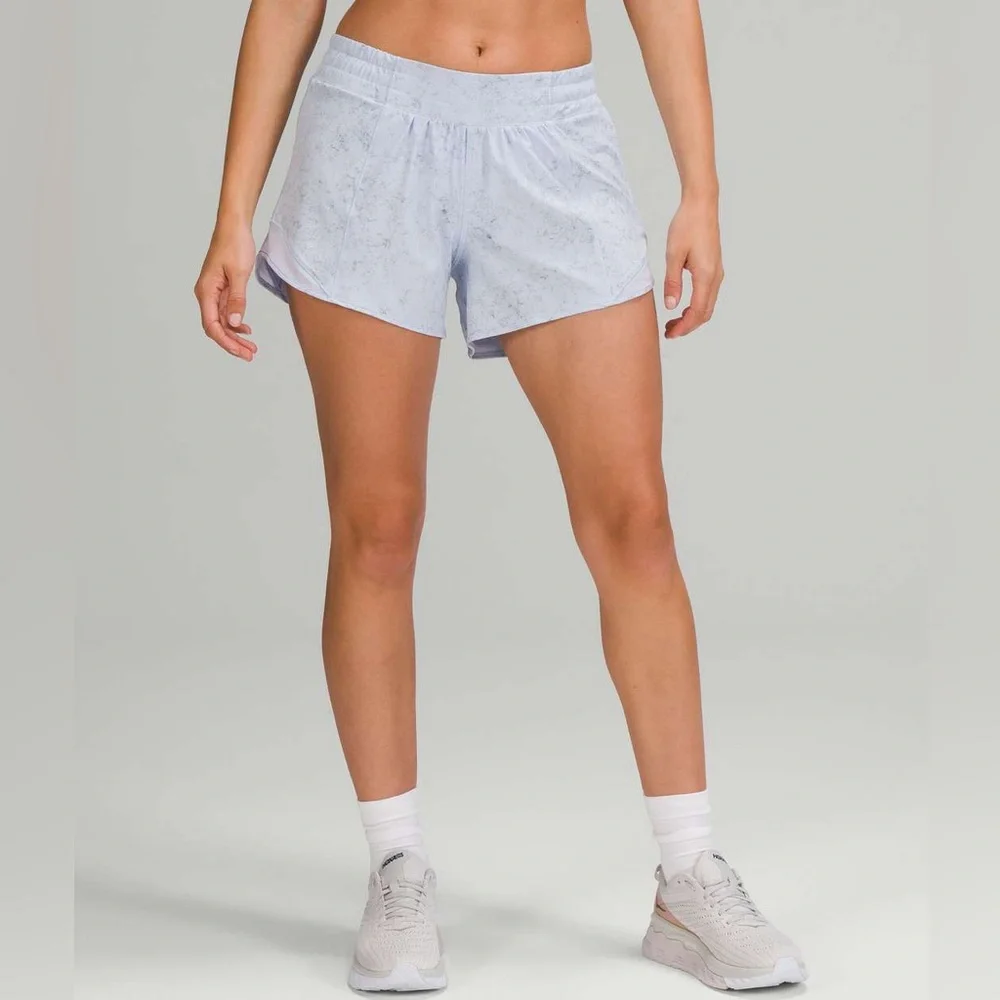 Lululemon Hotty Hot Low-Rise Lined Shorts 4” – Gravel Dust / Pastel Blue –Size 6 - Picture 6 of 8